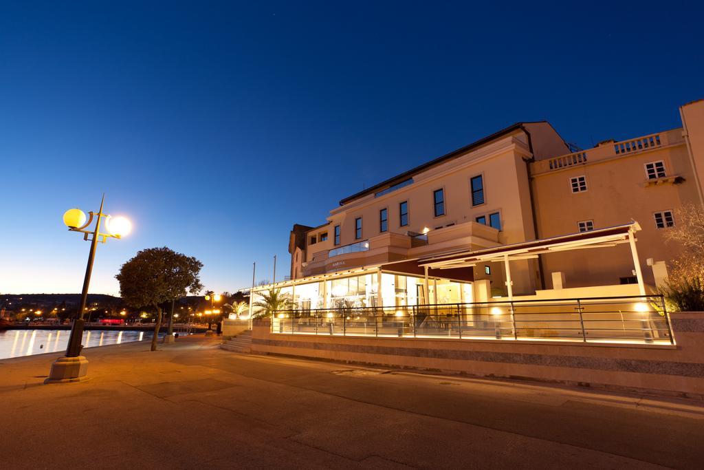 Hotel Marina Krk Town Exteriör bild