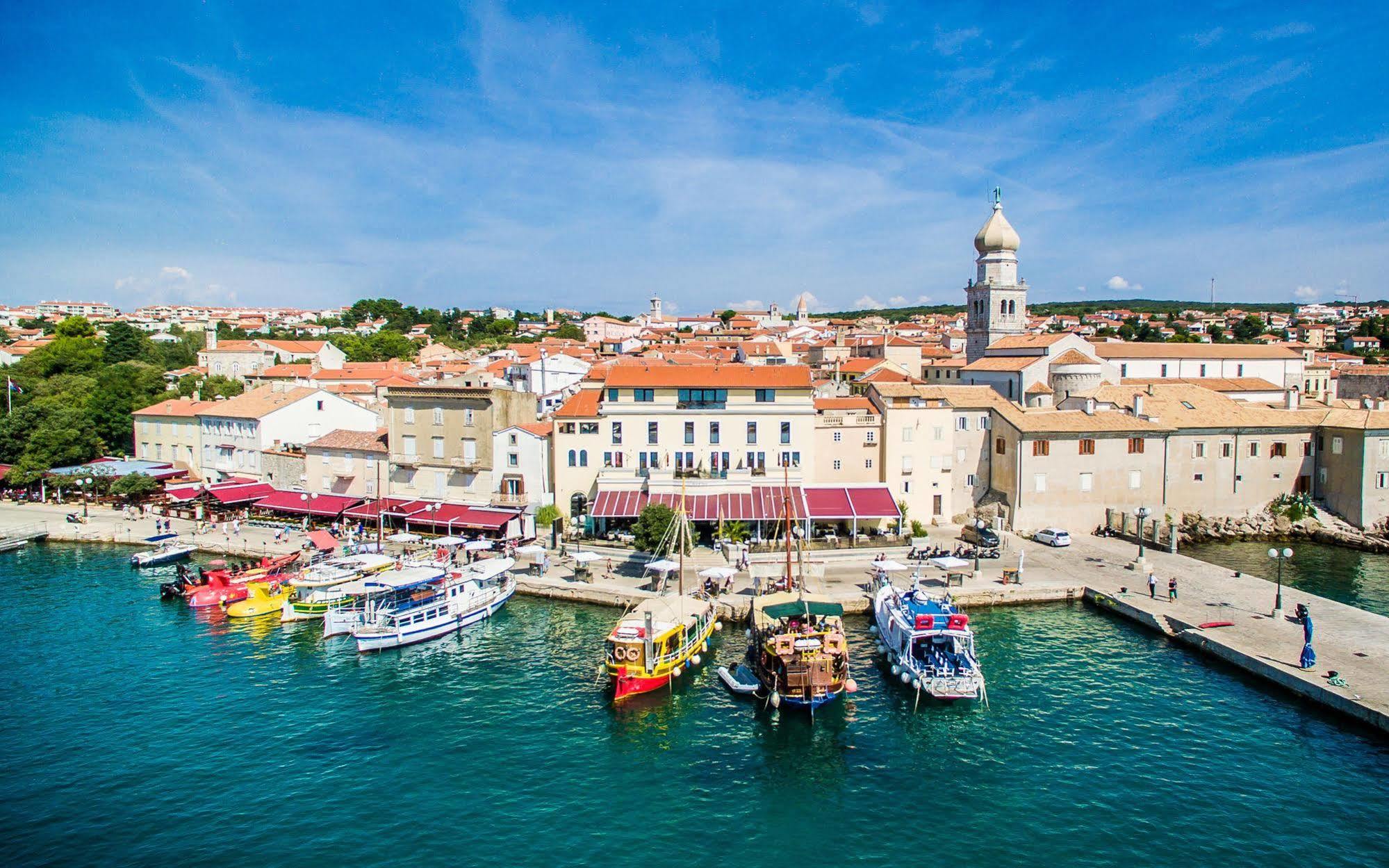 Hotel Marina Krk Town Exteriör bild
